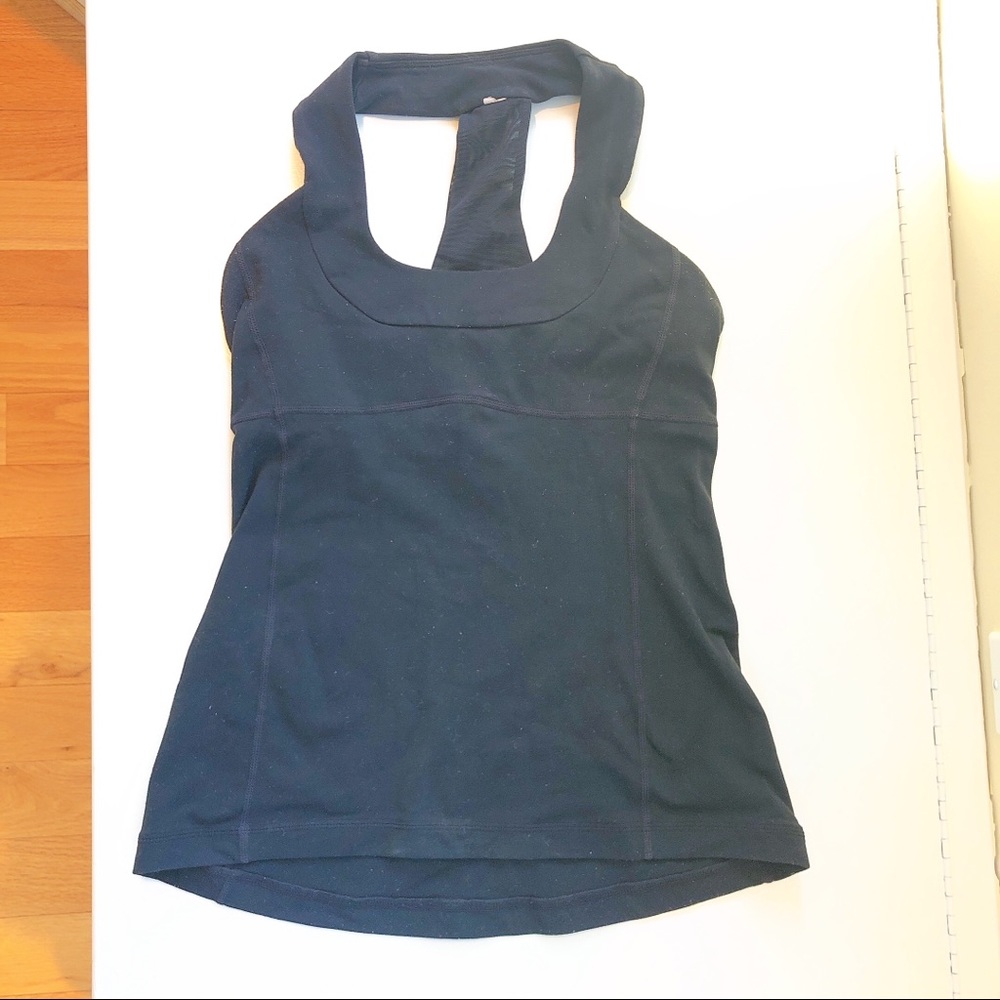 Lululemon black tank top with built in bra